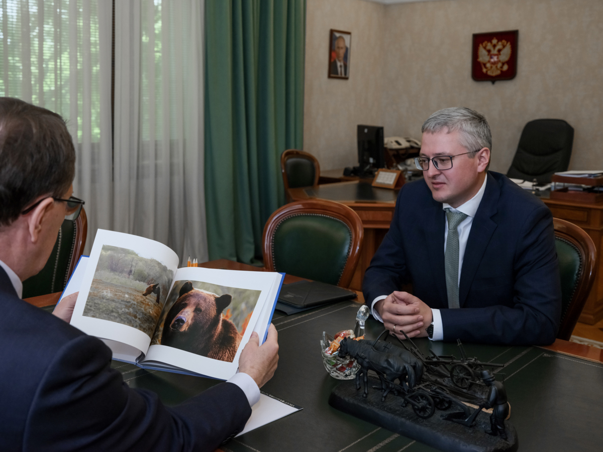 Зампред Госдумы Алексей Гордеев поддержал идею главы Камчатки об ограничении вывоза икры авиапассажирами